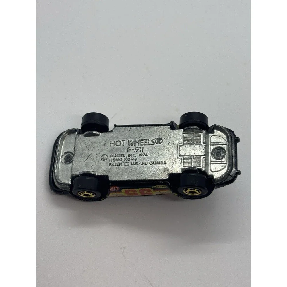 1983 Gold Hub Hot Wheel